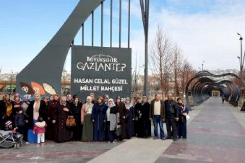 Nizipli kadinlara gaziantep gezisi