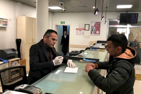 PTT Bank Nizip Şubesinde corona virüsü önlemi