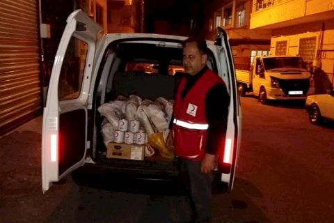 Kızılay İhtiyaç Sahiplerinin Yanında