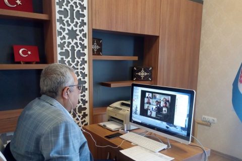 Uzaktan Eğitim Hakkında Ortaokul Müdürlerimiz İle Video Konferans Yoluyla Toplantı Ya
