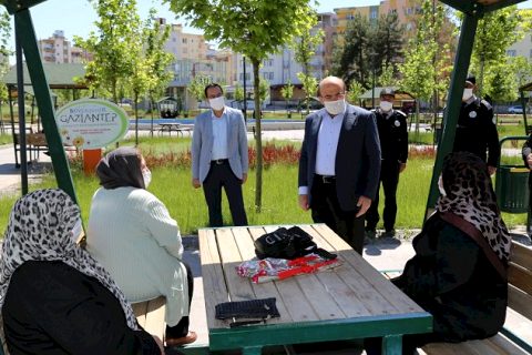 Belediye Başkanı Sarı, vatandaşlarla bir araya geldi