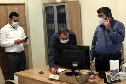Kaymakam Şahin, Vefa Sosyal Destek Hattına gelen çağrılara cevap verdi