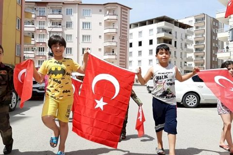 Nizip'te 19 Mayıs Coşkusu