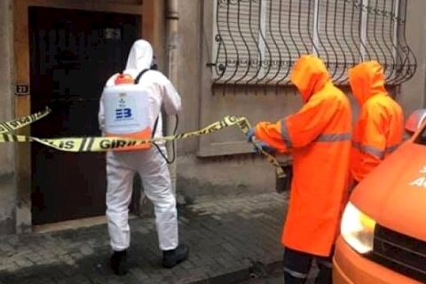 Nizip’te 8 ev karantinada