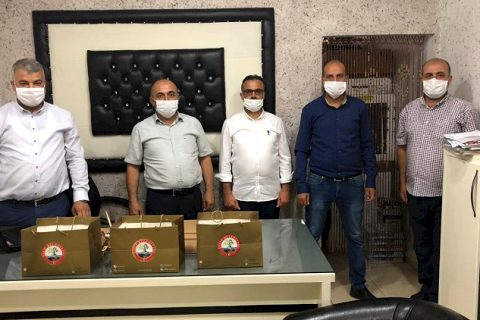 Nizip Belediyesinden basına dezenfekte malzemeleri