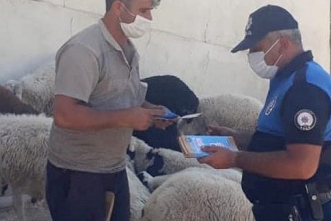 Toplum Polisi Kurban Satıcılarını Uyardı
