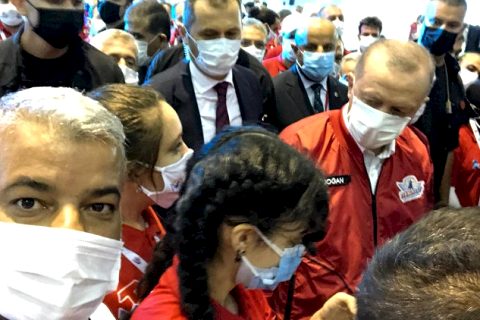 Nrt teknofest ödül törenine katildi