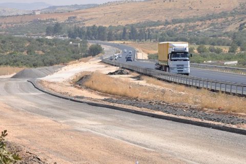 Duble yol çalişmasi durdu mu ?