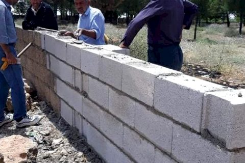 Karkamış Belediyesi tarafından mezarlık duvarları yenilendi