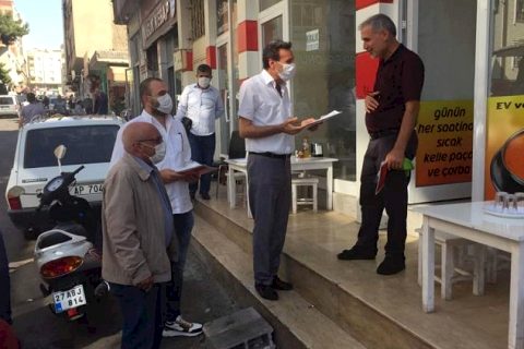 CHP Nizip İlçe Başkanlığı esnafa broşür dağıttı