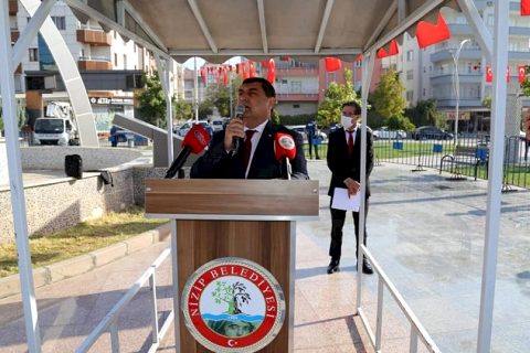 Nizip’te 29 Ekim Cumhuriyet Bayramı düzenlenen törenle kutlandı
