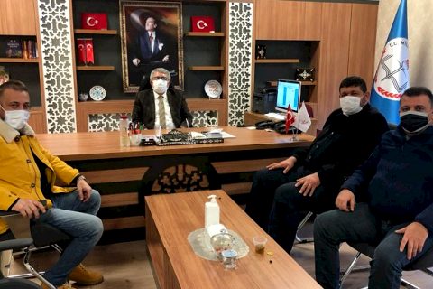 İhtiyaç Sahibi Öğrencilere Mont Yardımı