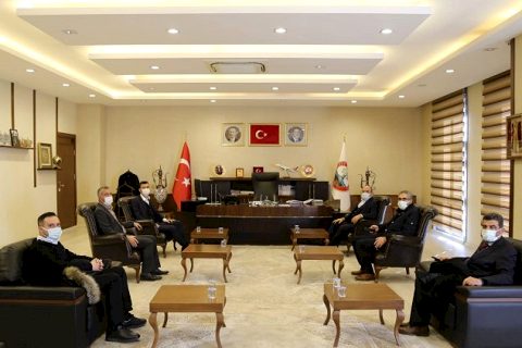 Milletvekili Yüksel’den Nizip Belediyesi’ne ziyaret