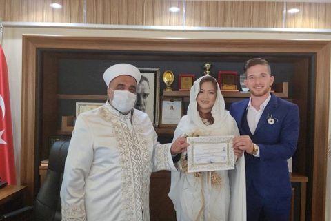 Filipinli Gelin Nizip'te Müslüman oldu