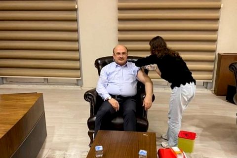 Başkan Sarı, korona aşısı oldu