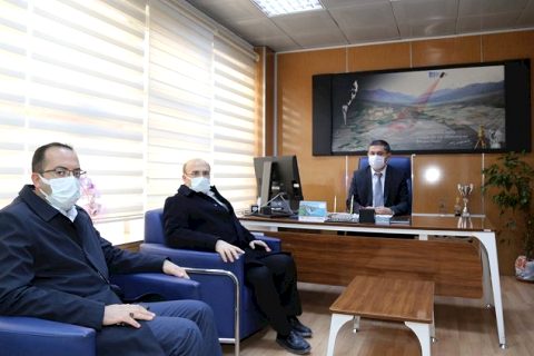 Başkan Sarı’dan Tapu Müdürü’ne ziyaret