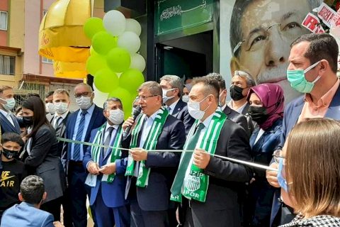 Gelecek Partisi Genel Başkanı Davutoğlu, Nizip'te 