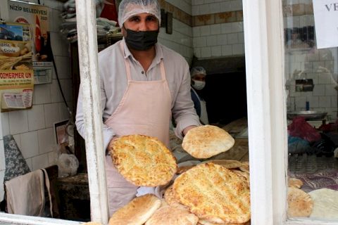 Nizip’te ramazan pidesi