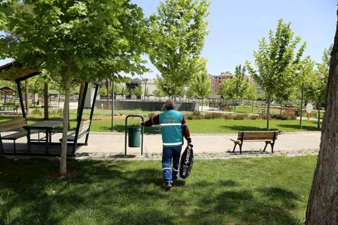 Nizip’te sokak hayvanları aç kalmıyor 