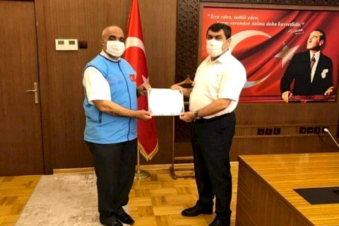 Nizip kaymakami şahin'den *kurban bağişi