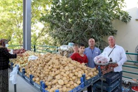 Semt Pazarında ilk satışlar bugün başladı