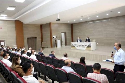 Nizip'te muhtarlar toplantısı yapıldı