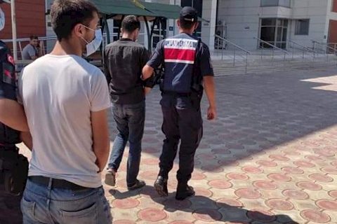 Fıstık Hırsızları Suçüstü Yakaladı