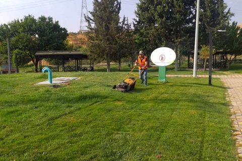 Belediye ekipleri sahada