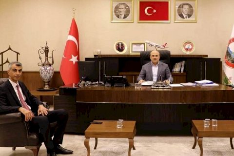 Emniyet Müdürü Yaman'dan Başkan Sarı'ya veda ziyareti