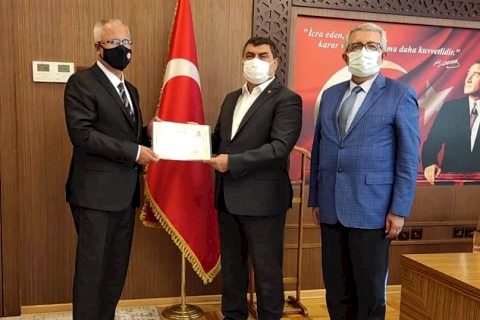 Milli Eğitim Şube Müdürü Öztürk. tayin oldu*