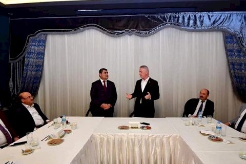 Vali Gül'den Kaymakam Şahin'e Veda Yemeği