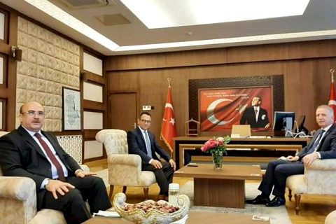 Vali Gül'den Kaymakam Çağlar'a 'hayırlı olsun' ziyareti