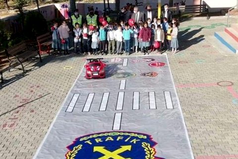 Trafikte "Bi Hareketine Bakar Hayat" Kampanyası Başlatıldı