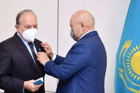 Şimşek'e üstün hizmet ödülü