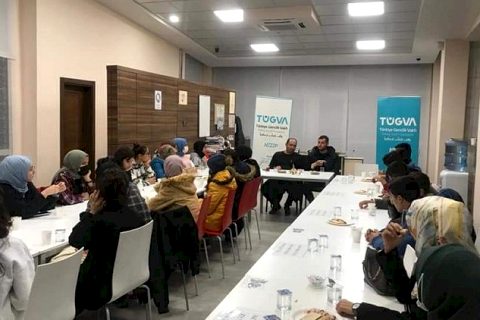 "Geleceğin Gençliği, Gençliğin Geleceği" konulu söyleşi yapıldı
