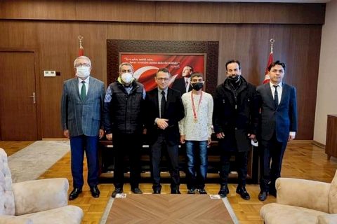 Koşuda Nizip'e Şampiyonluk Kupası