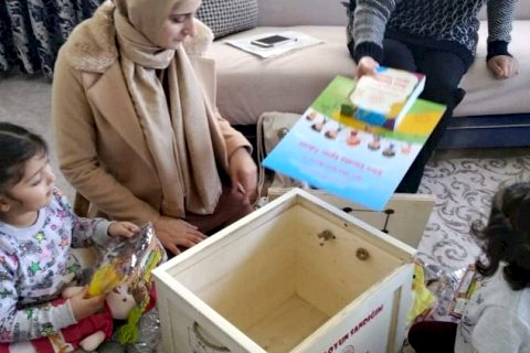 "Benim Oyun Sandığım"  Projesi ile çocukların yüzü gülüyor