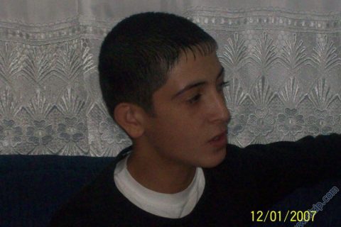 yakışıklı 