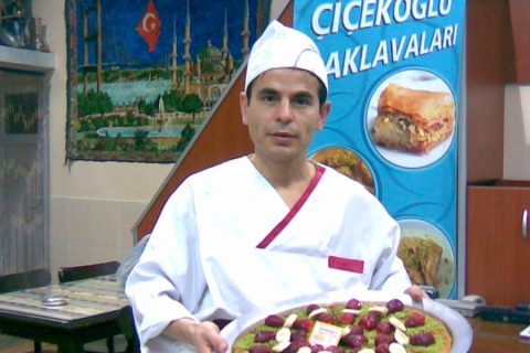 ÇİÇEKOGLU BAKLAVALARI 