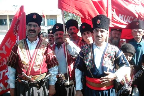 milli bir tören den görüntü 