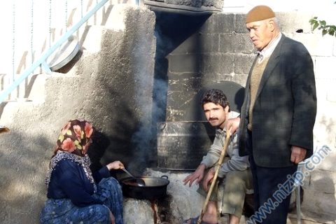 aziz ateşte yemek 