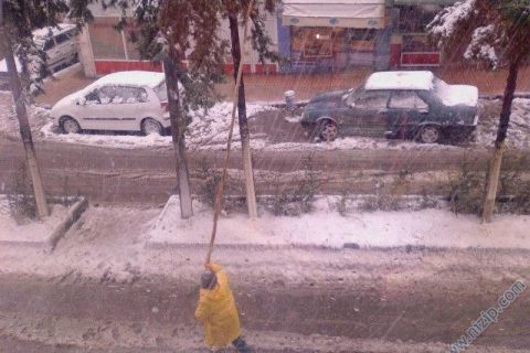 nizipe kar yağarken 