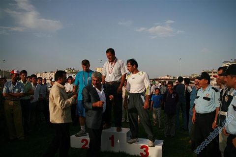 Aba güreşi madalya töreni 