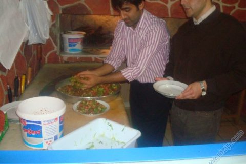 gökhan nar ekşili salata 