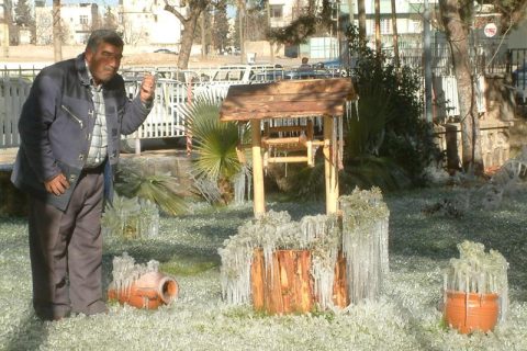 Hastane Bahçesi Kristal Bahçesine Döndü :) 