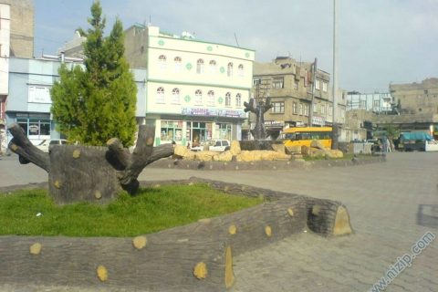 attarali meydanı 