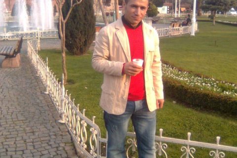 14662-Mesut042 