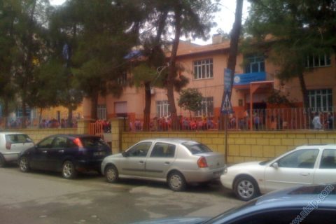 cumhuriyet ilk öğretim okulu 