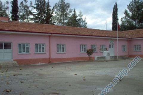 okul bahçesi 