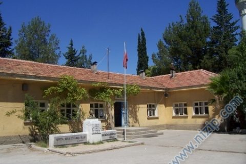 okul bahçesi 